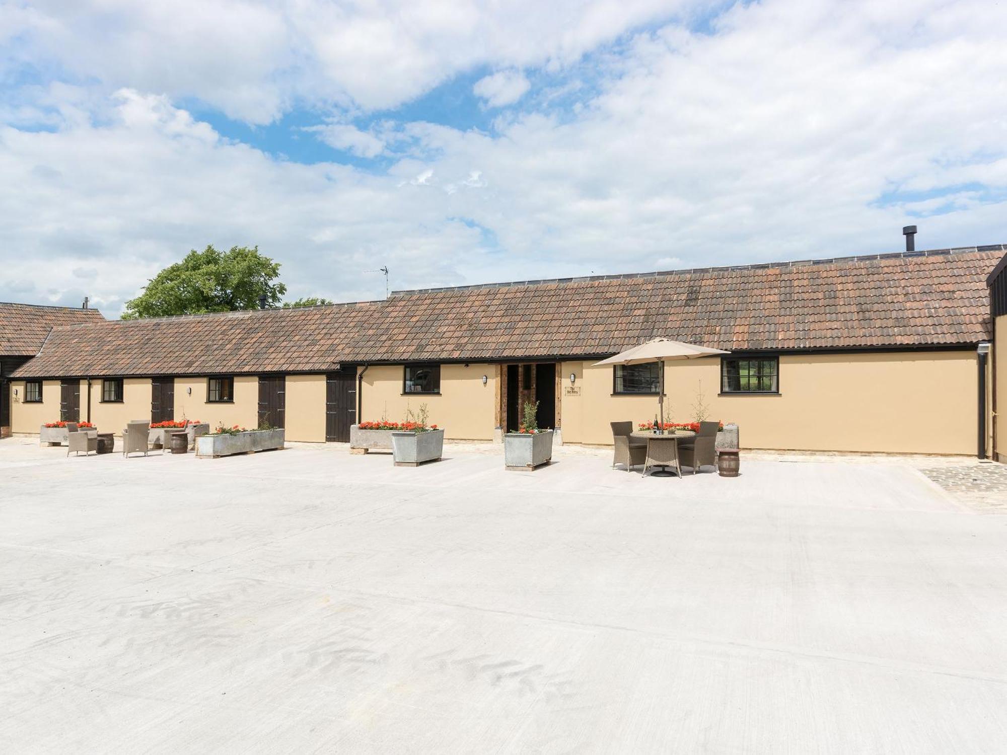 The Old Dairy-Ukc2112 Villa Royal Wootton Bassett Buitenkant foto
